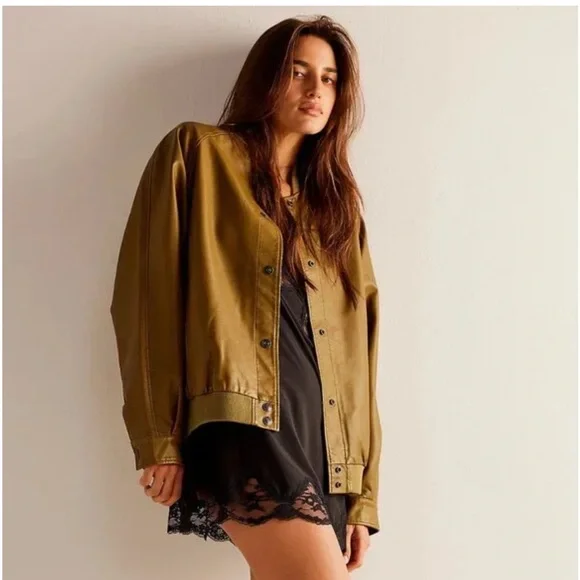 We the Free by Free People Wild Rose Vegan Leather Jacket Size XS NWT - Picture 2 of 8